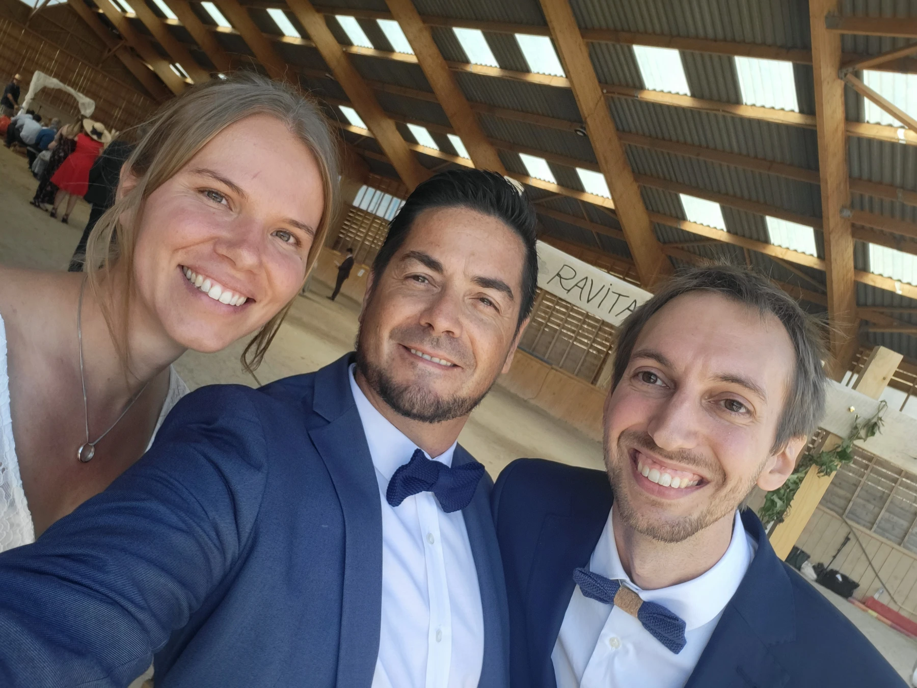 DJ et les mariés